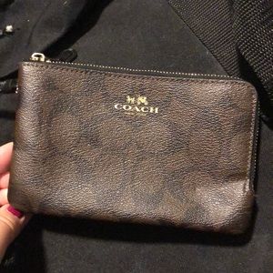 Coach Double ZIP Wristlet/Wallet Dark Brown